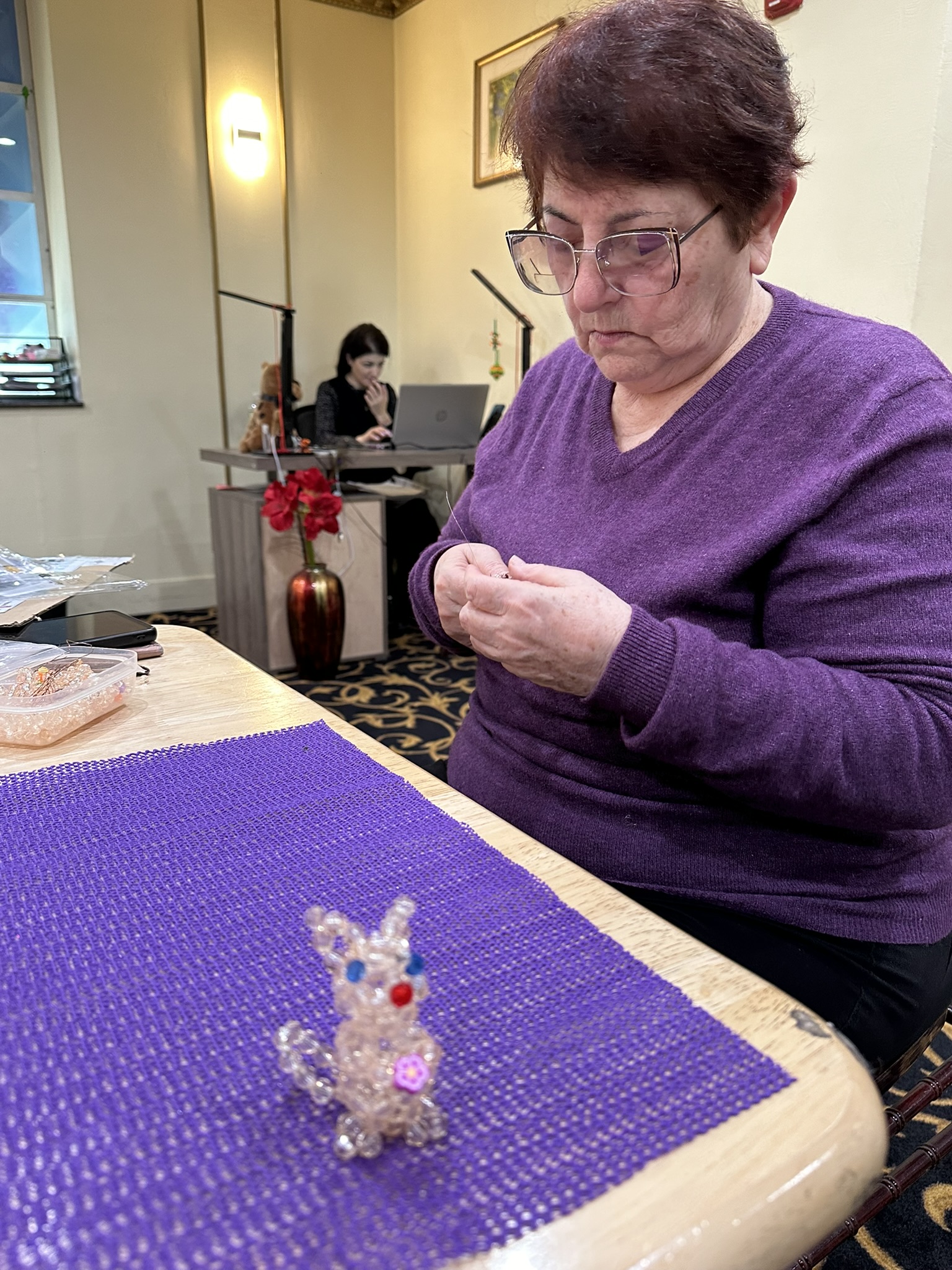 Art sessions with elderly participants