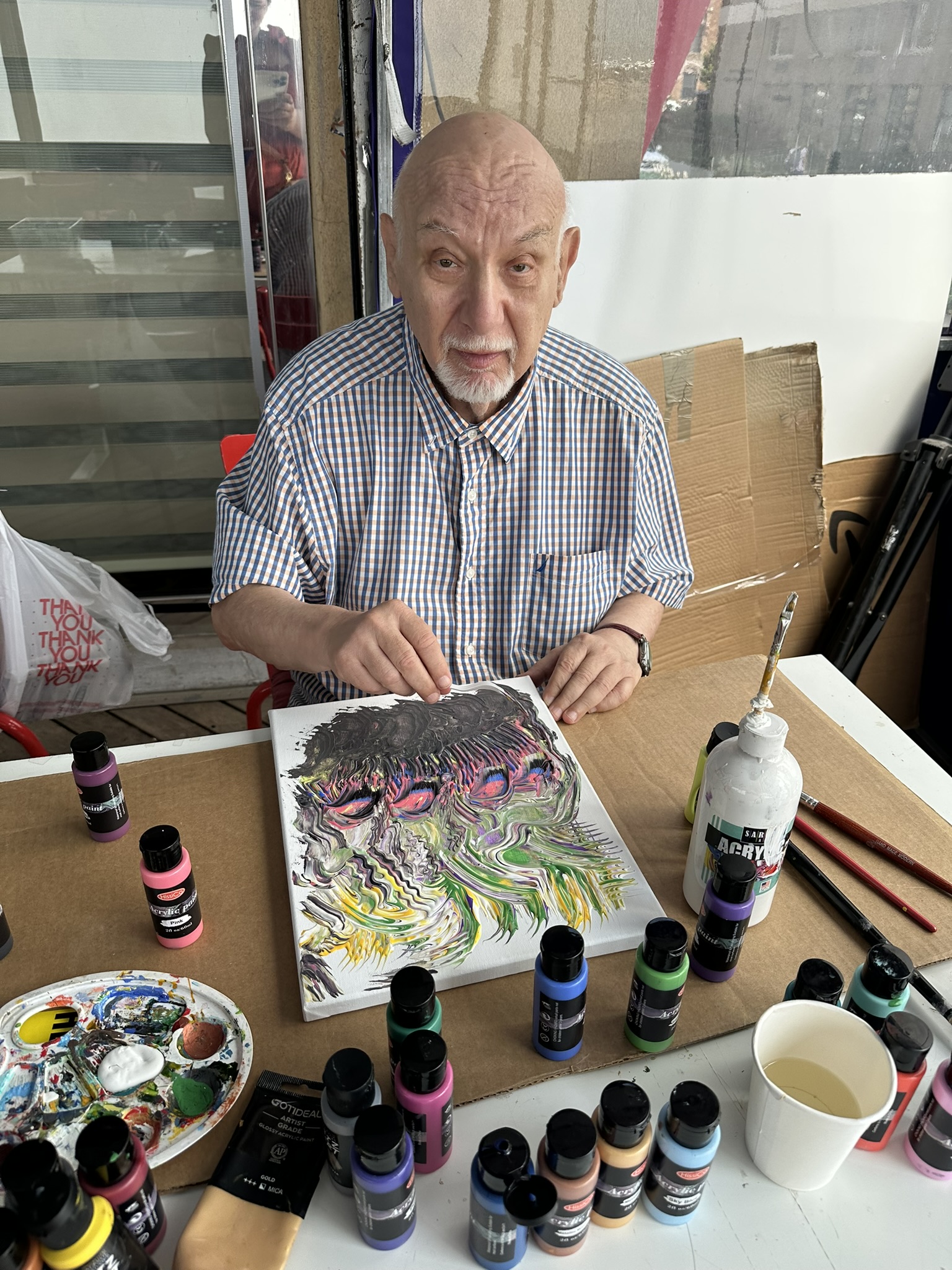 Art sessions with elderly participants